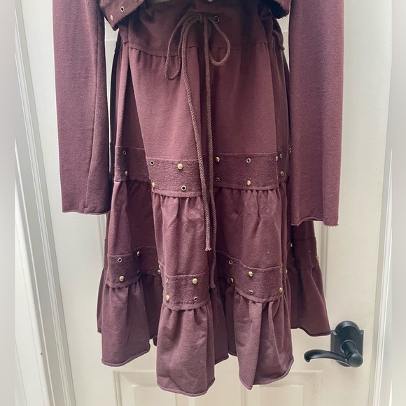 Arden B cotton bland suit top and skirt - Picture 4 of 7